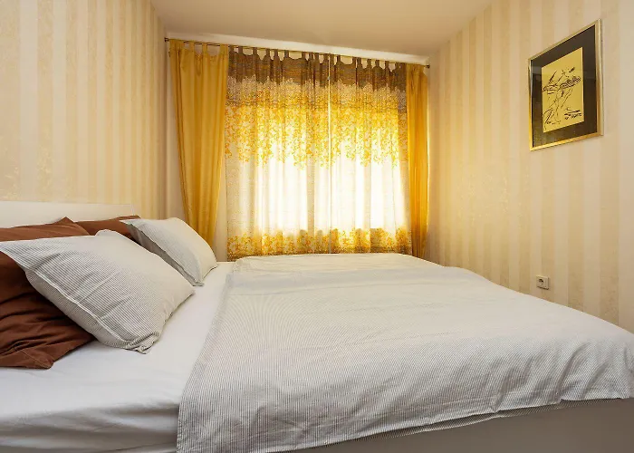 Lejlighed Malerisches Nur 500 Meter Zum Mit Meerblick, Grillbereich, Parkplatz Crikvenica