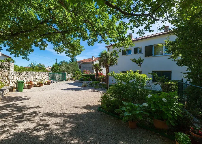 Lejlighed Malerisches Nur 500 Meter Zum Mit Meerblick, Grillbereich, Parkplatz Crikvenica
