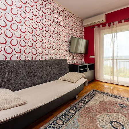 Malerisches Nur 500 Meter Zum Mit Meerblick, Grillbereich, Parkplatz Apartamento Crikvenica