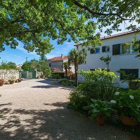Lejlighed Malerisches Nur 500 Meter Zum Mit Meerblick, Grillbereich, Parkplatz Crikvenica